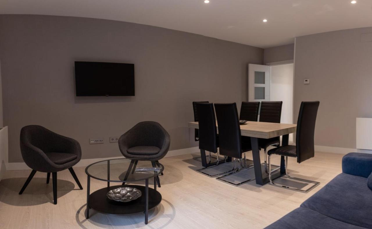 Apartamentos Palacio De Yolanda 사모라 외부 사진