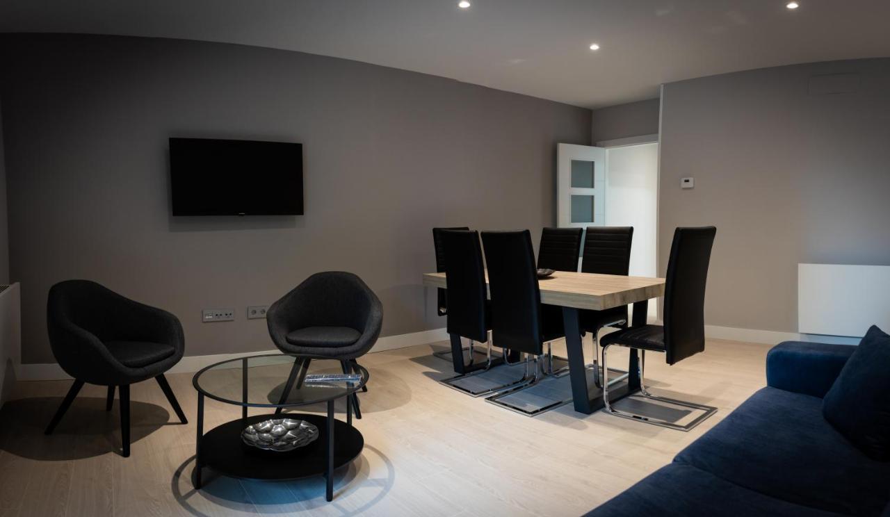 Apartamentos Palacio De Yolanda 사모라 외부 사진