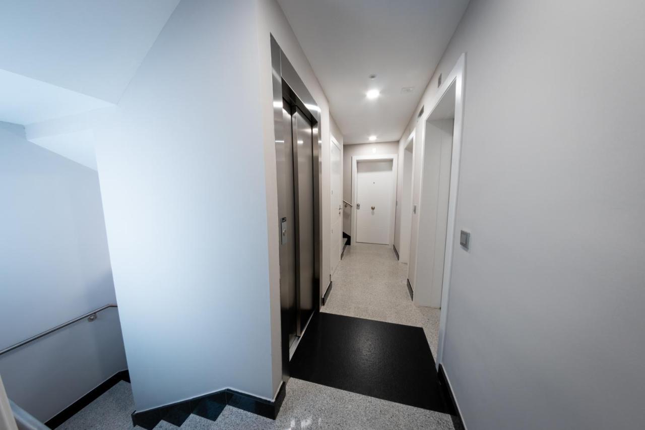 Apartamentos Palacio De Yolanda 사모라 외부 사진