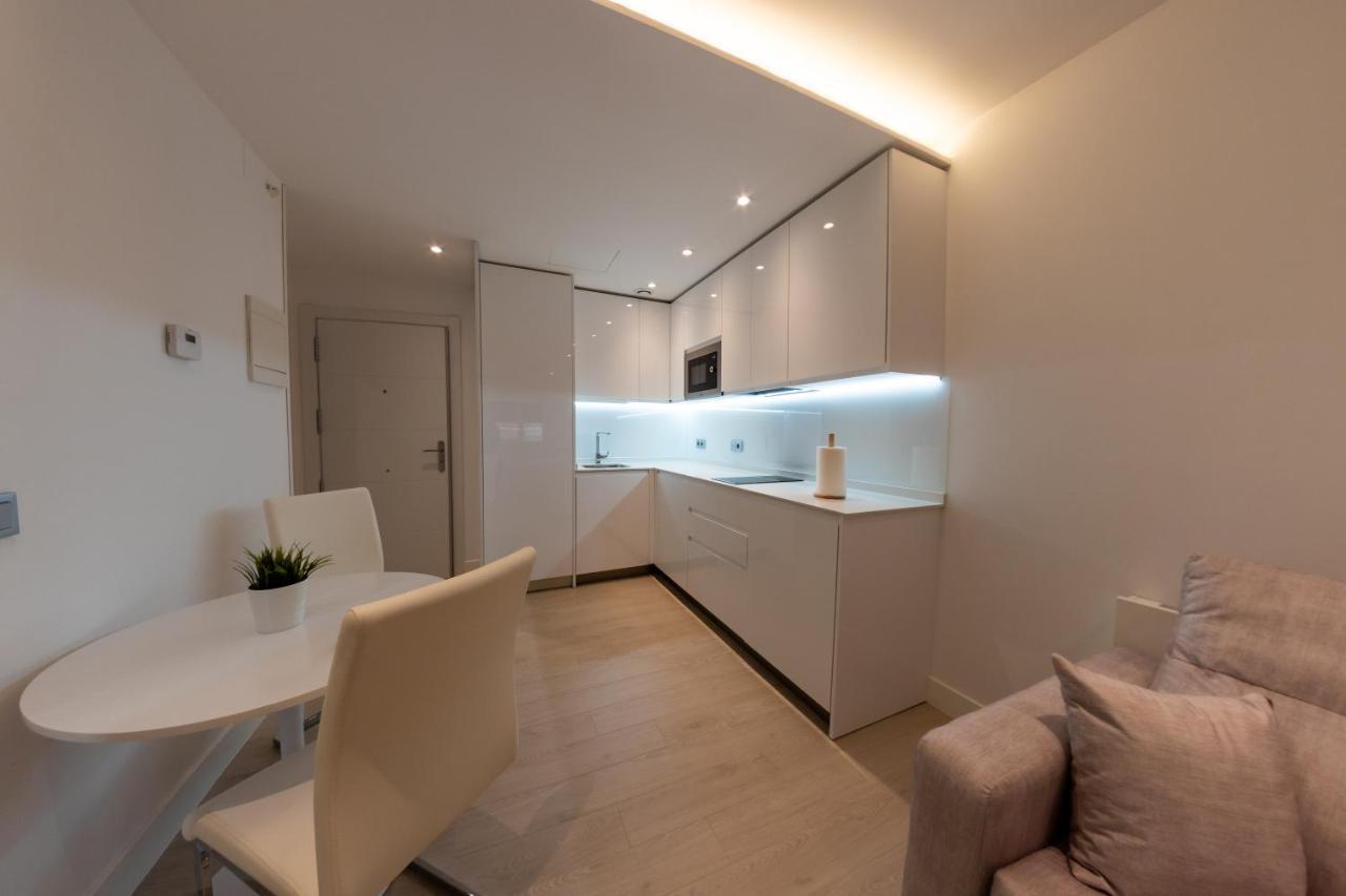Apartamentos Palacio De Yolanda 사모라 외부 사진