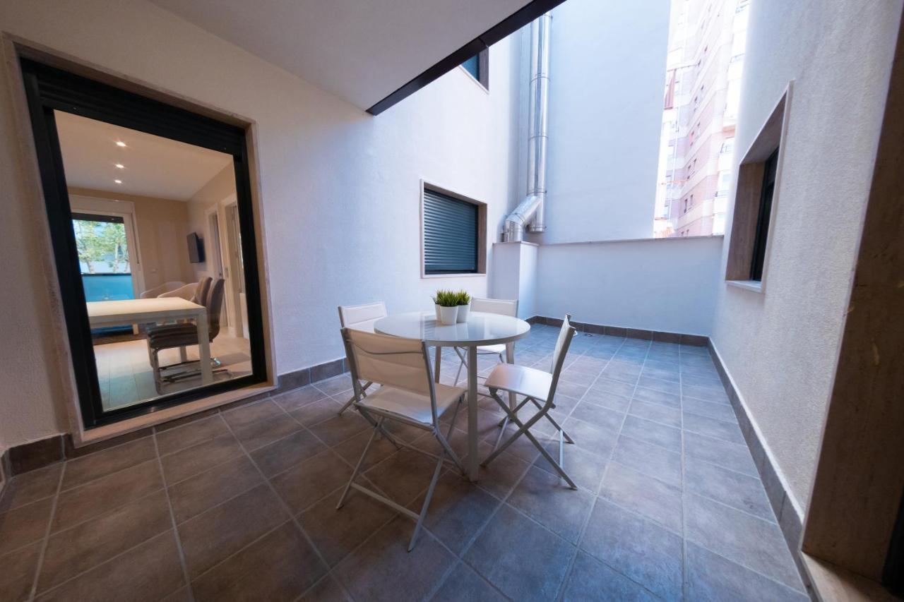 Apartamentos Palacio De Yolanda 사모라 외부 사진