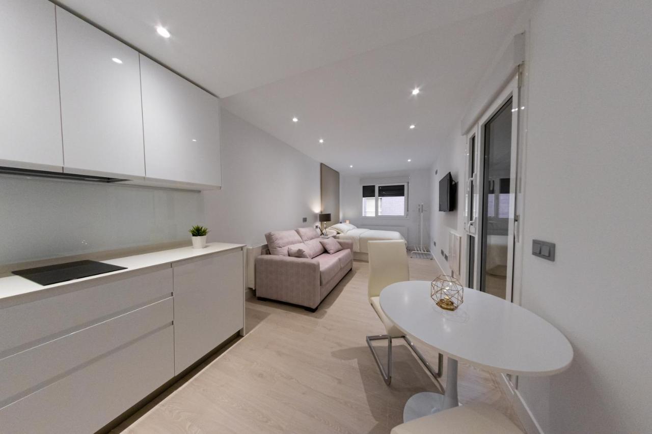 Apartamentos Palacio De Yolanda 사모라 외부 사진